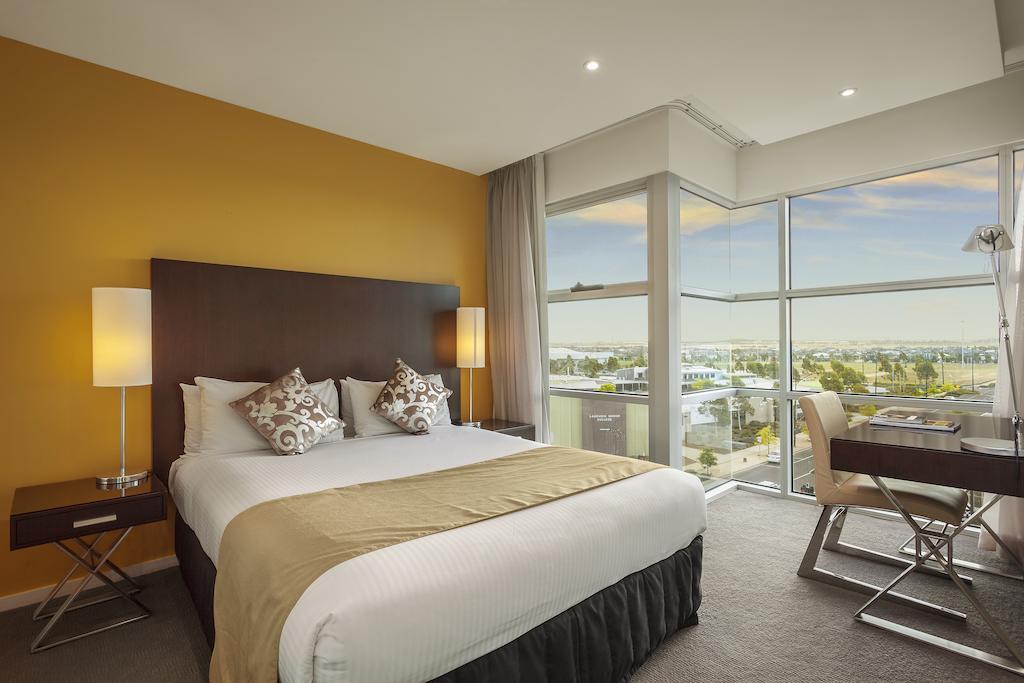 Quest Caroline Springs Aparthotel Екстериор снимка