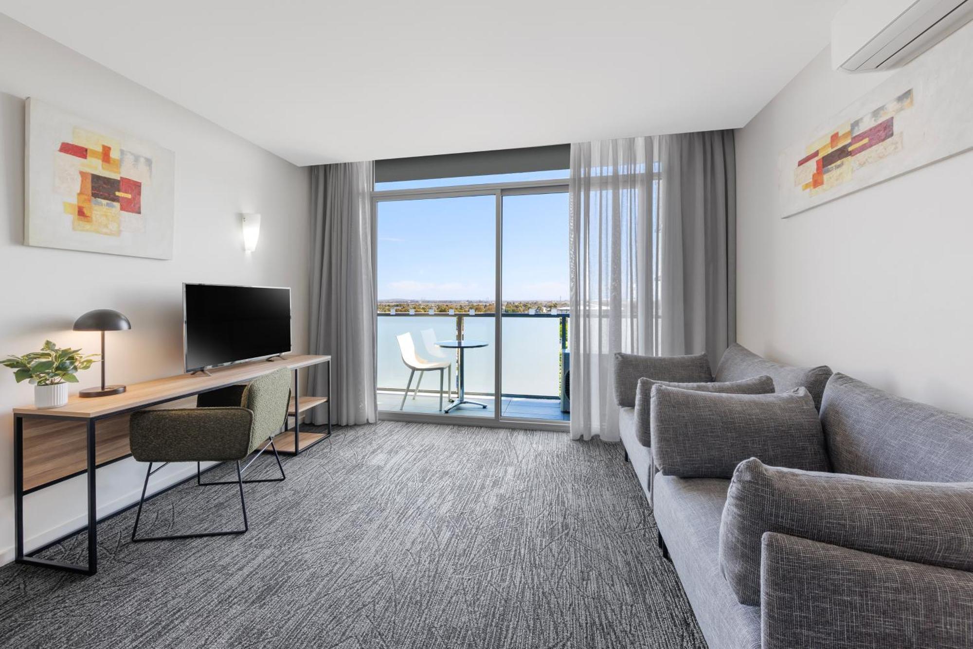 Quest Caroline Springs Aparthotel Екстериор снимка