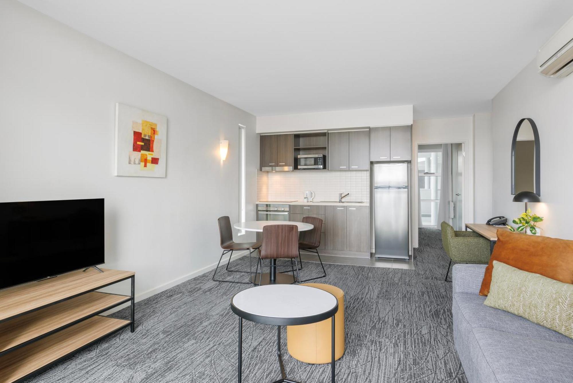 Quest Caroline Springs Aparthotel Екстериор снимка
