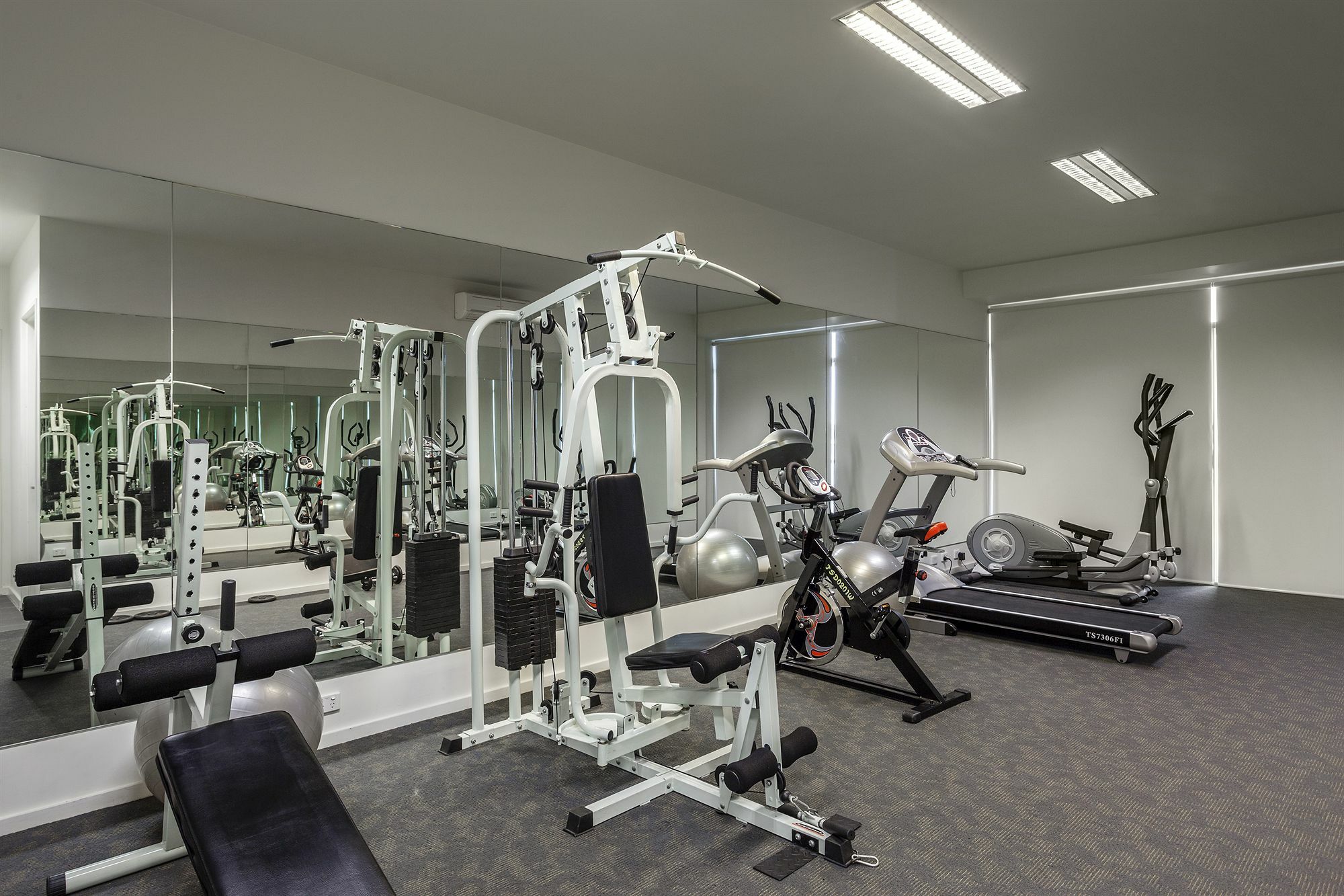 Quest Caroline Springs Aparthotel Екстериор снимка
