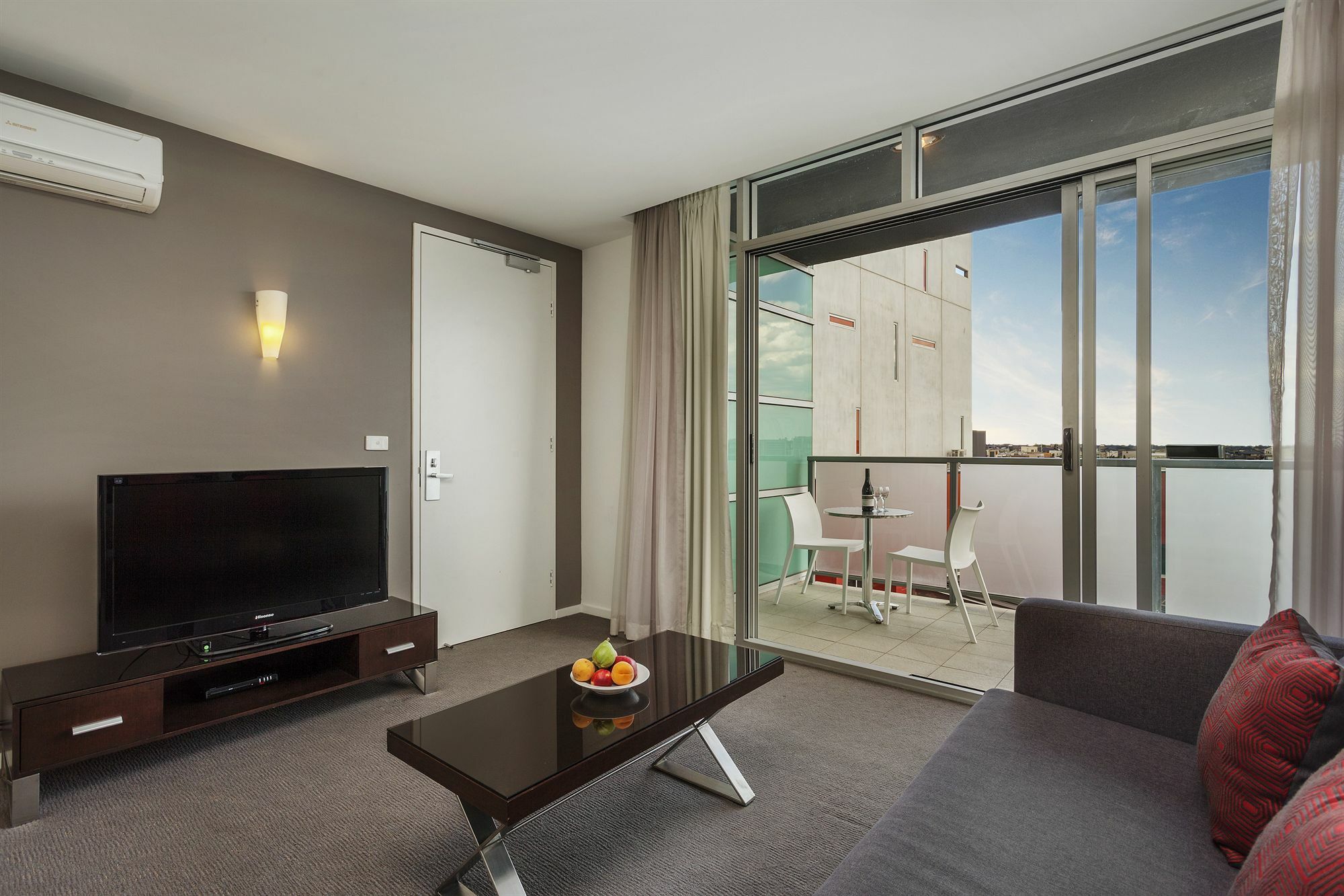 Quest Caroline Springs Aparthotel Екстериор снимка