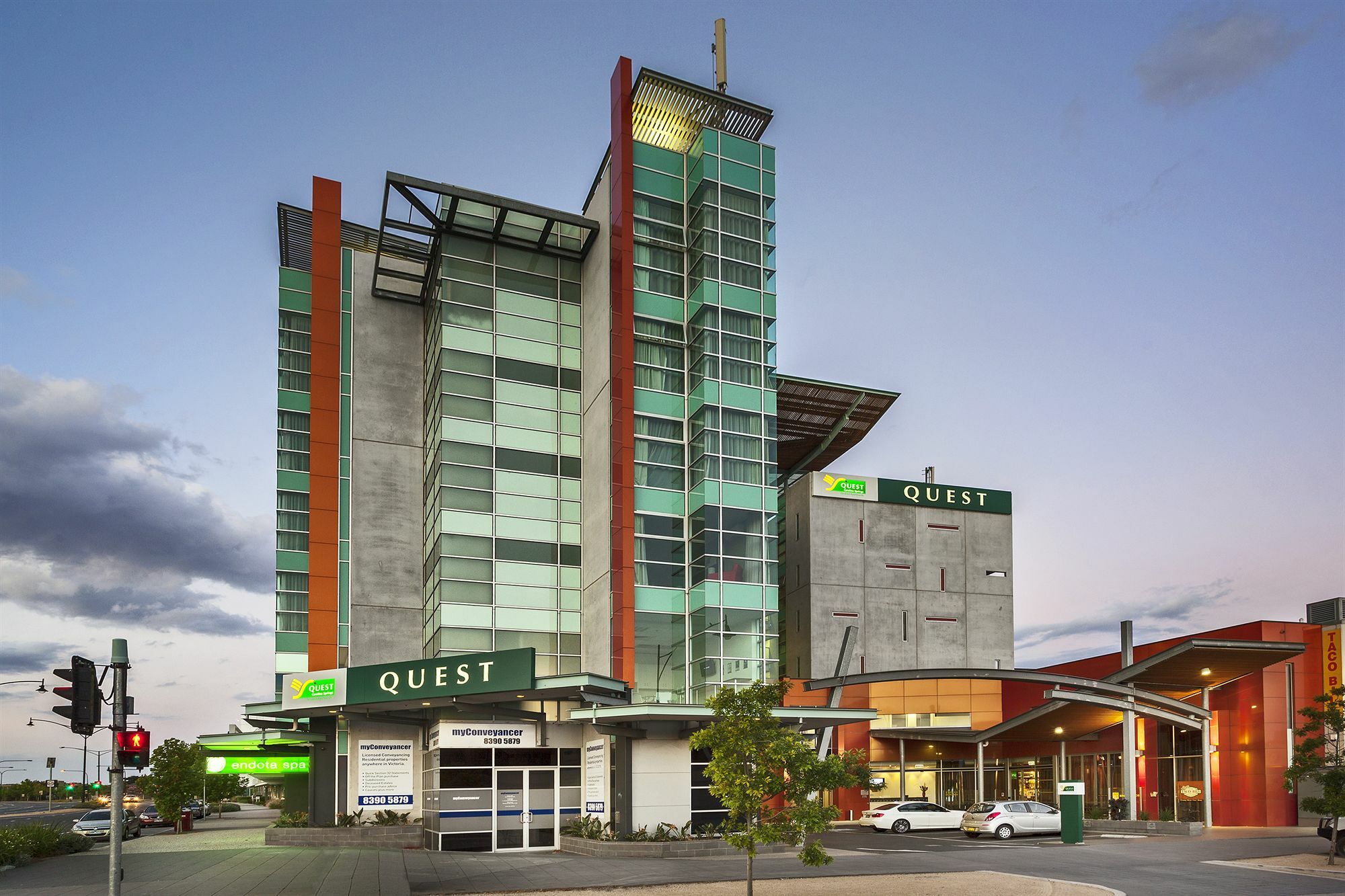 Quest Caroline Springs Aparthotel Екстериор снимка